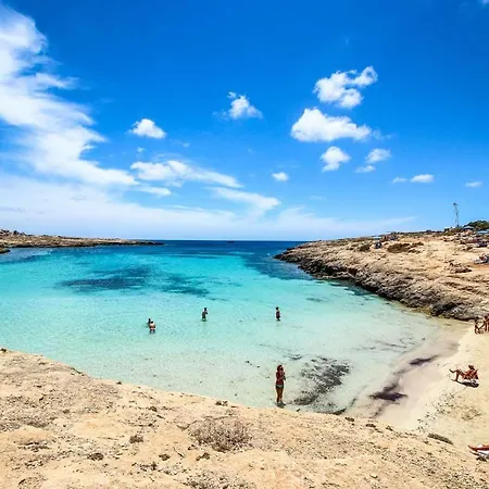 Casa A 3 Passi Di Cala Madonna Lampedusa